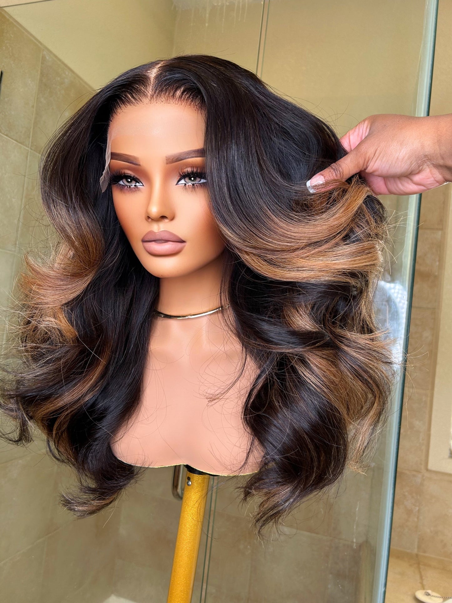 Shay Lace Wig